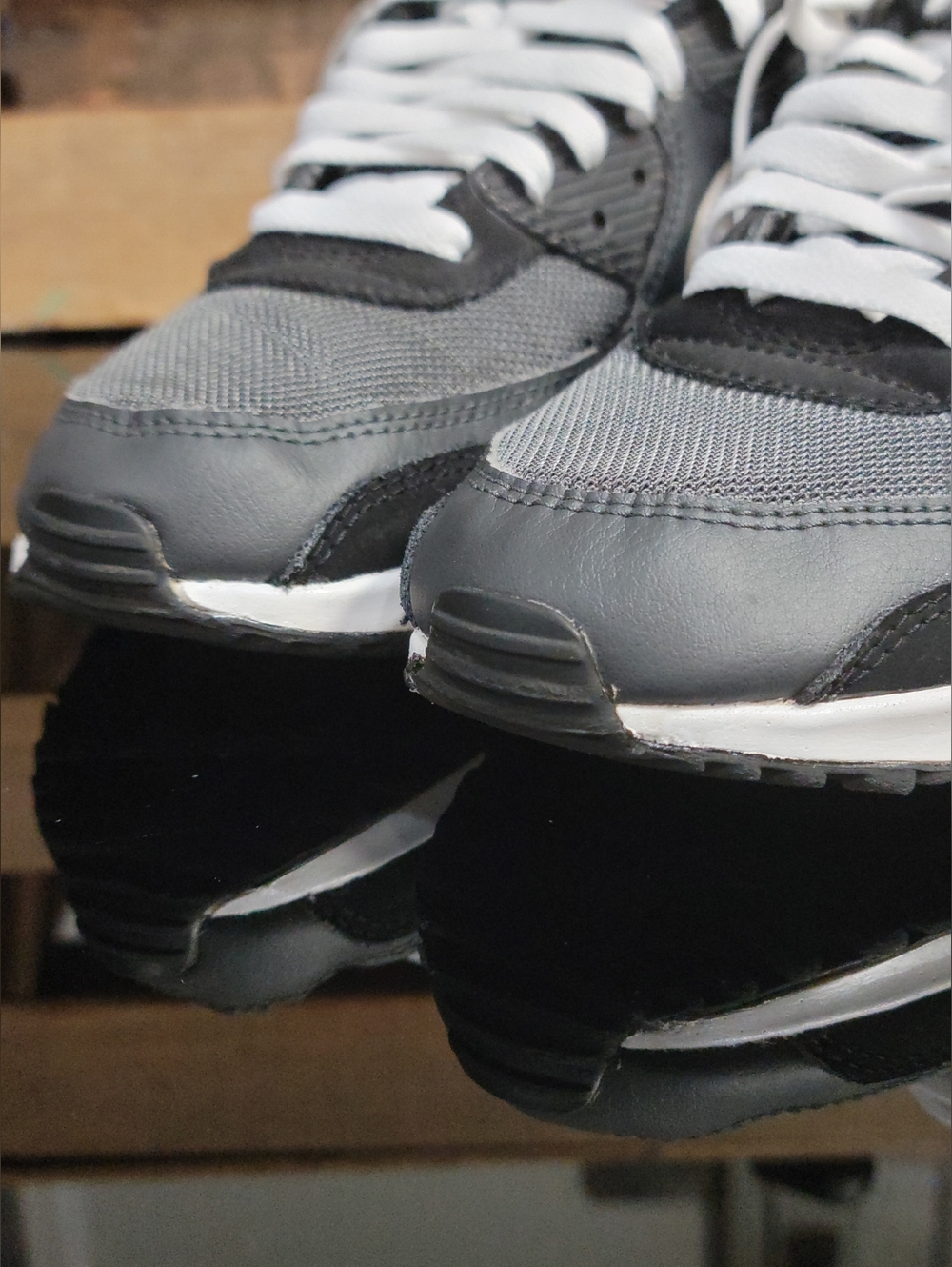 Nike Air Max 90 "Anthracite/iron Grey/White" Mens 9.5 Ships Today - Picture 12 of 15
